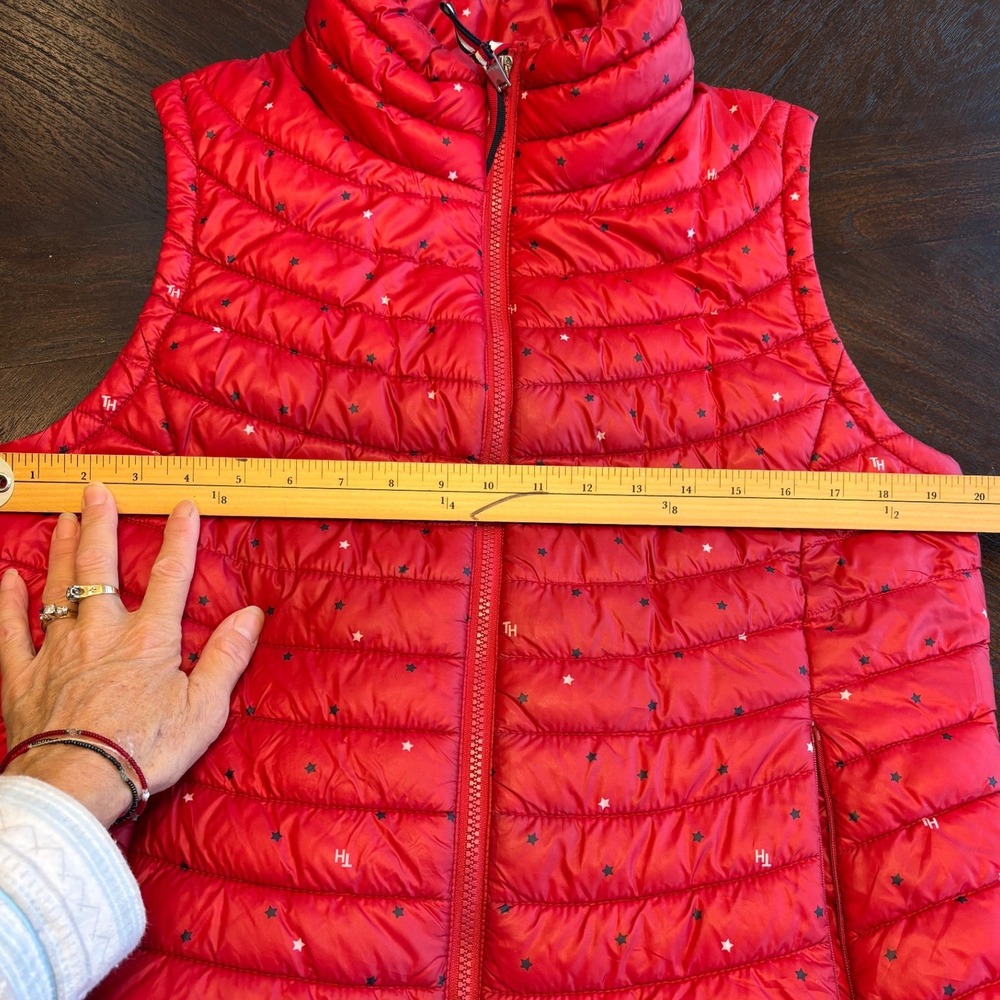 Tommy Hilfiger Womens Red Quilted Puffer Vest Star Print Full Zip Size Large - Picture 13 of 15
